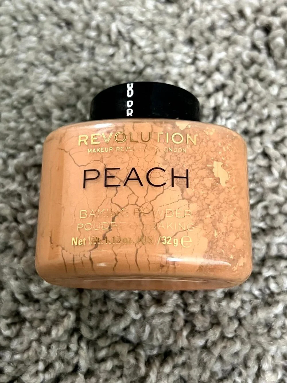 Revolution Loose Baking Powder Peach